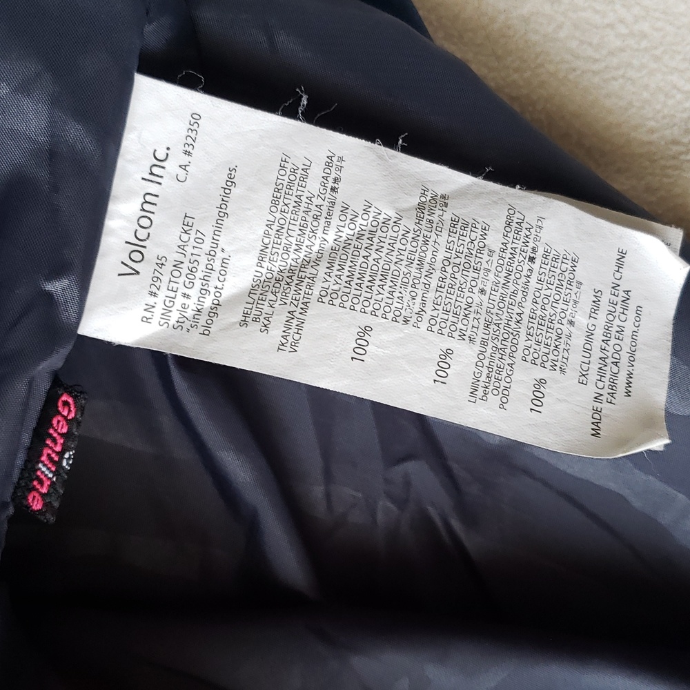 Volcom Men's snowboard ski jacket S navy white good condition - Picture 7 of 11